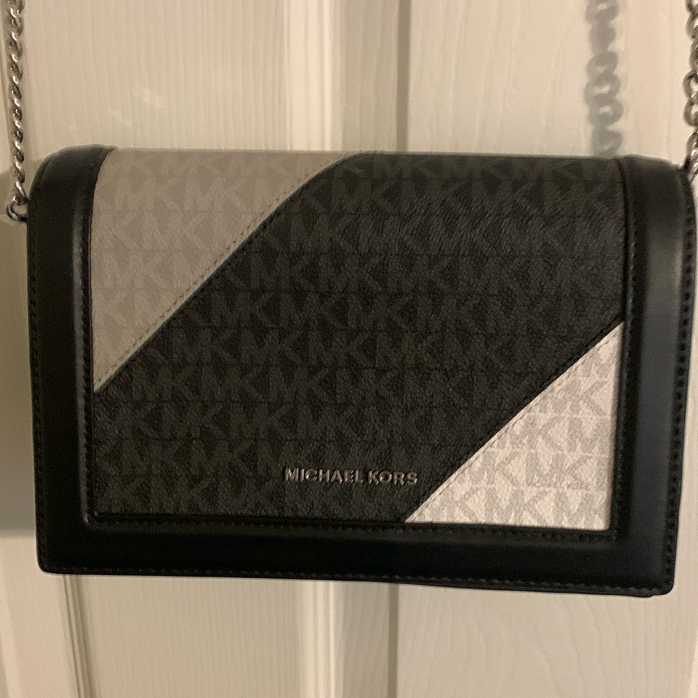 Michael Kors new no tag